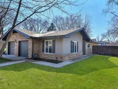 Property at 327 S Jackson St, Batavia, IL
