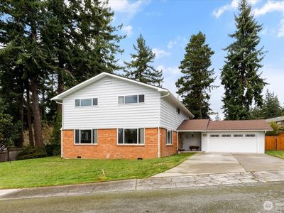 1552 NE Narrows Avenue