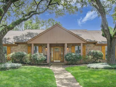 10715 Candlewood Dr