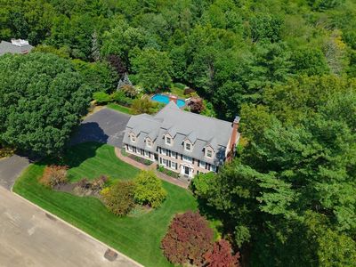 25 Erin Way