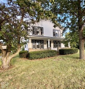 2358 N Grand Ave