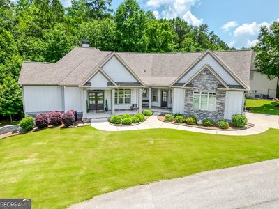 415 Vanderbilt Pkwy