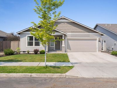 2477 SW Newberry Loop