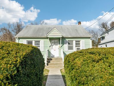 Property at 72 Singworth Street, Oyster Bay, NY