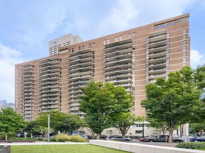 620 Peachtree St NE APT 1207