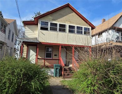 274 Champlain St