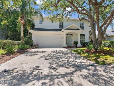 668 LAKE STONE Circle