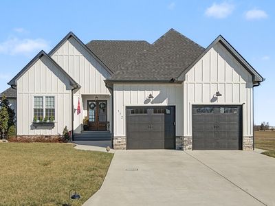 172 Lookout Dr