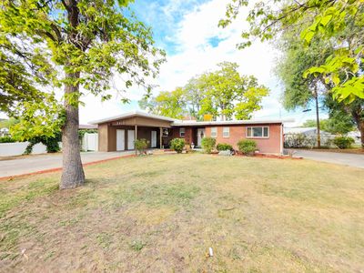 3413 S Hillsdale Dr