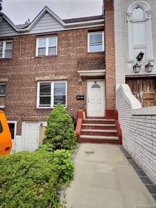 2046 26th Street