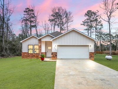 14855 Pine Dr