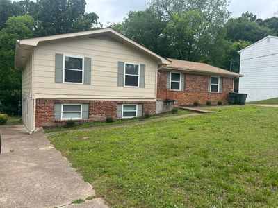 5758 Taggart Dr