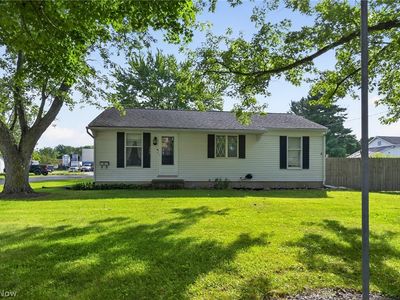 106 Howe St