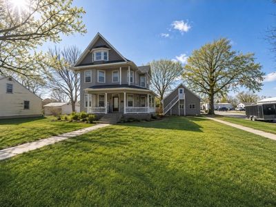 160 N Main St