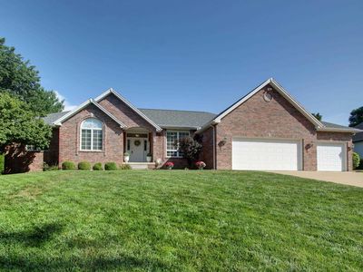 2821 Hayfield Ln