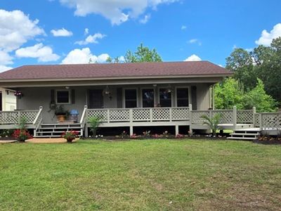 160 Clark Ln