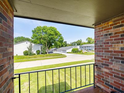 4857 Woodland Ave Unit 8