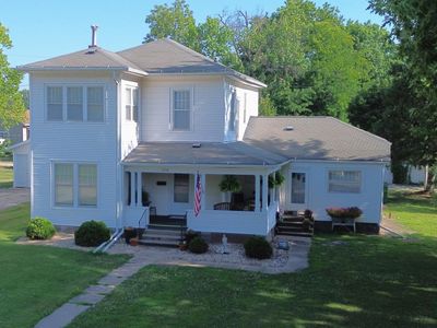 504 W Walnut St