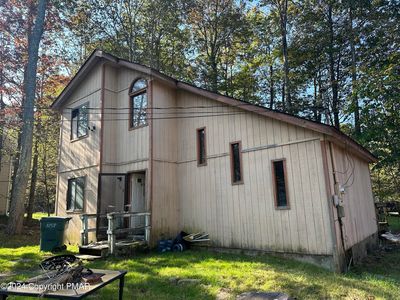 1068 Country Place Dr