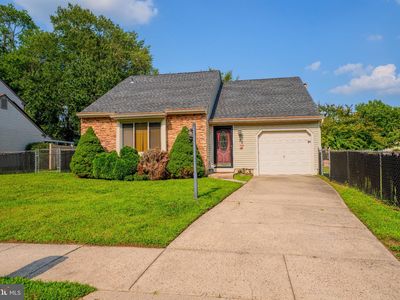 55 Oak Forest Dr