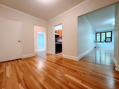 65 Strathmore Rd APT 49