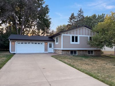 1896 Richal Dr