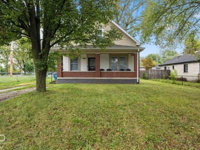 3711 Aurora St