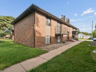 4210 Huntington Ave