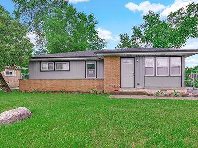 16158 Plymouth Dr