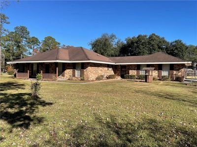 60276 Kay Dr