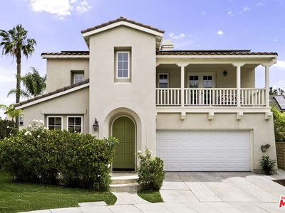 27062 Clarence Ct