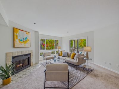 1271 Poplar Ave APT 209