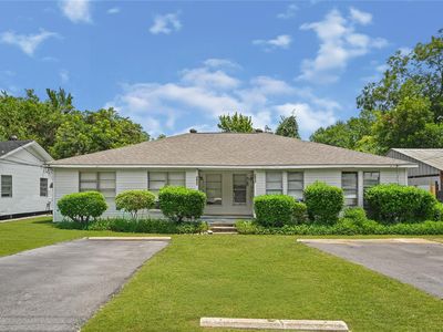 2613 Oleander Dr