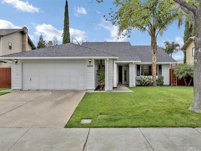 2545 Lincoln Blvd
