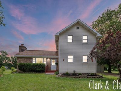 139 W Grand Ledge Hwy