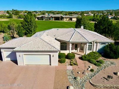 6027 Club House Dr