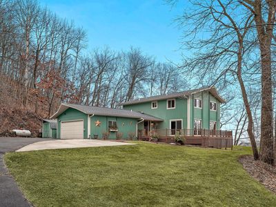 1402 Brookwood DRIVE