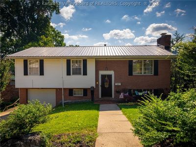 210 Scenic Dr