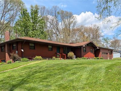 141 Hall Rd