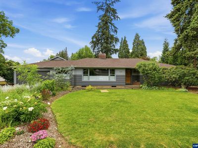 2530 Sharon Way