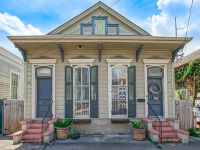 1926 Saint Philip St