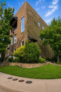 3513 Bryan St