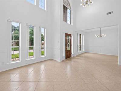 8703 Silver Lure Dr