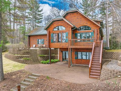 3287 Knotty Pine Trl