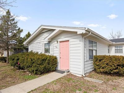 Property at 104 E Sunrise Dr, Belton, MO