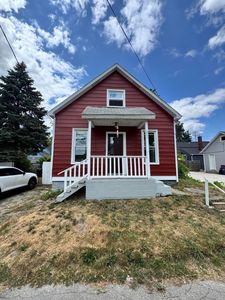 211 Mardell Pl SW