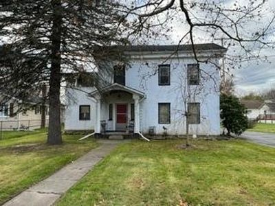 854 Maple Ave