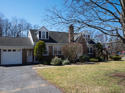 2814 Halsey Drive
