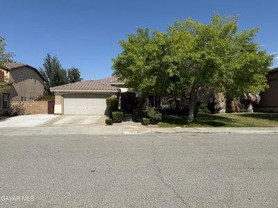 43646 Rialto Dr