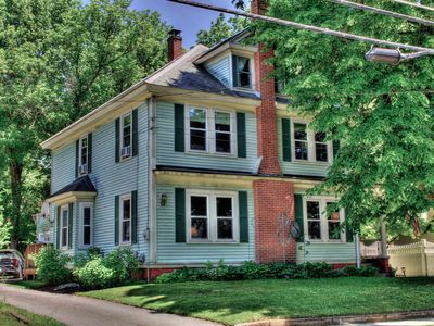 12 S Lincoln Street